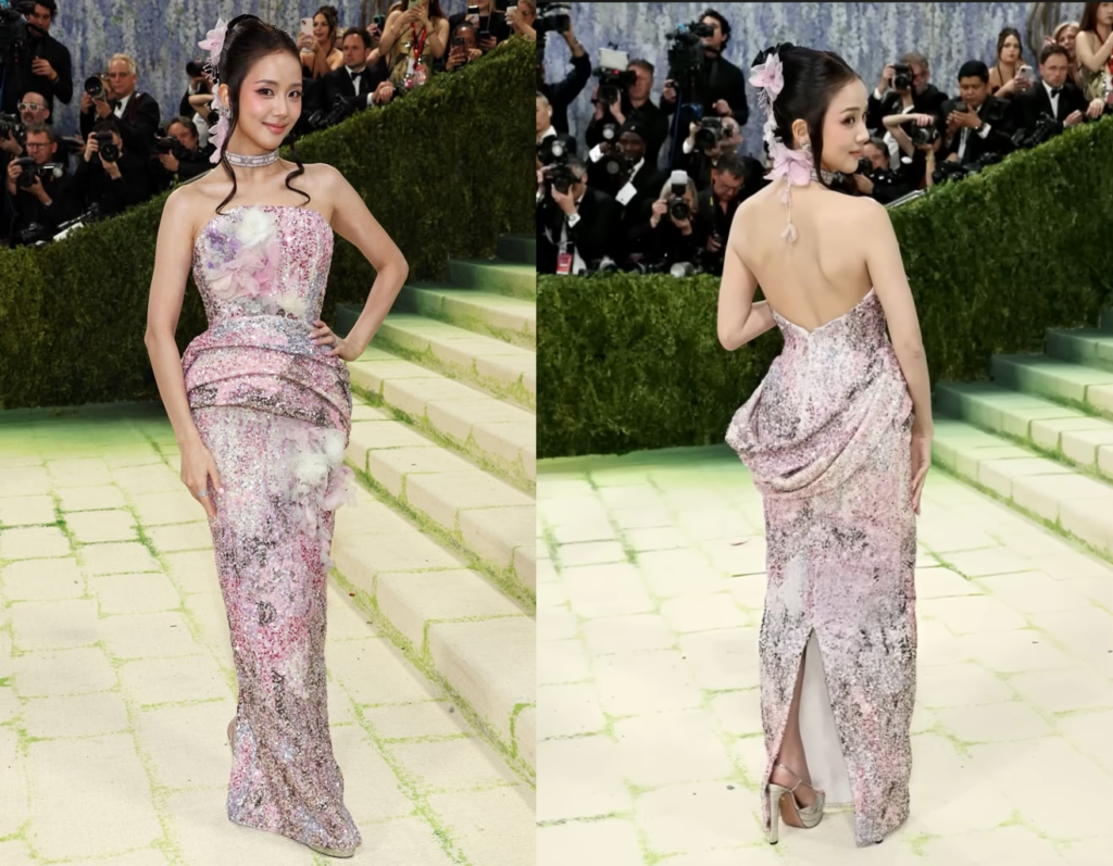 jisoo-dior-gown